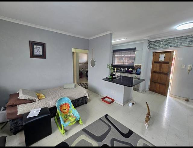 1 BEDROOM APARTMENT FOR SALE IN OVERPORT